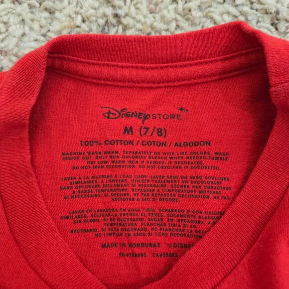 Disney Store Character T-Shirt Red Children's 7/8 - Picture 3 of 3
